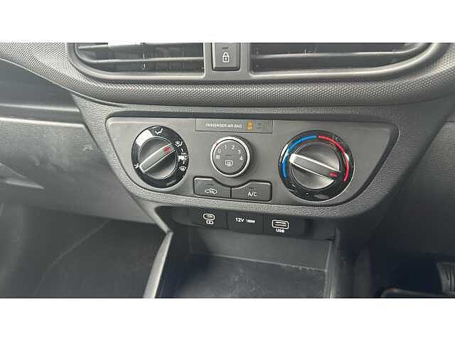 Hyundai I10 I10 1.2 [79] Advance 5dr Auto [Nav] RED