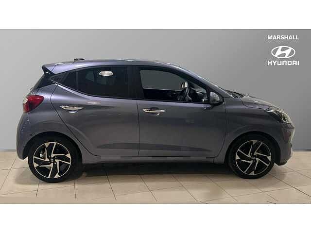 Hyundai i10 i10 5Dr HAT 1.2 MPi 79ps Premium NAV AU