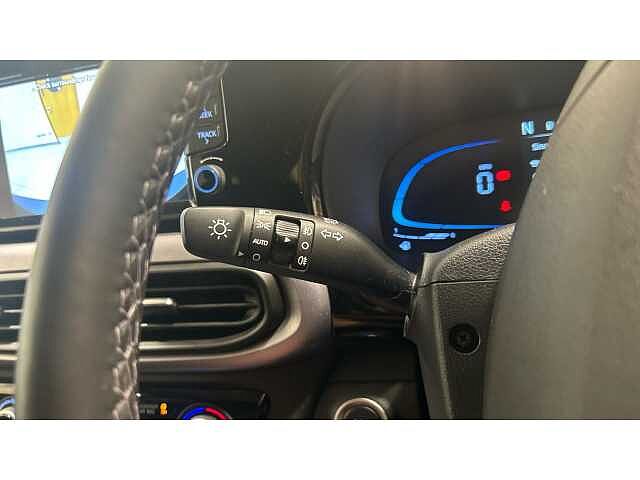 Hyundai i10 i10 5Dr HAT 1.2 MPi 79ps Premium NAV AU