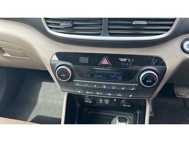 Hyundai Tucson TUCSON 2.0 CRDi 48V MHD Premium 5dr 4WD DCT