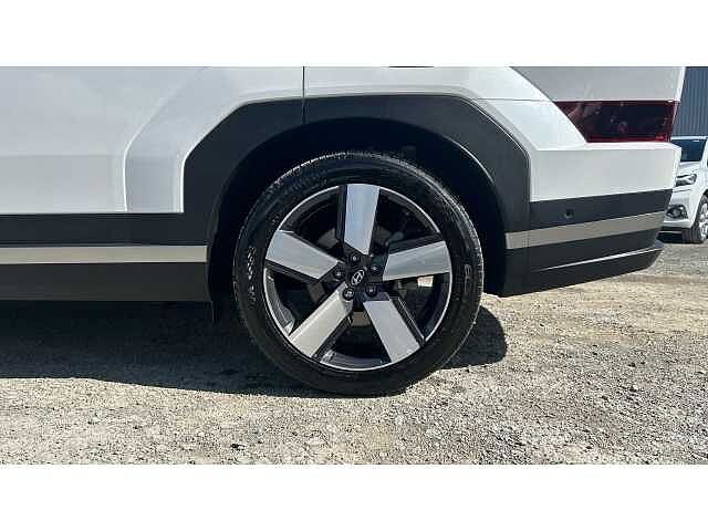 Hyundai SANTA FE Santa FE 7st 1.6TGDi Phev Ultm AU 4WD Creamy White