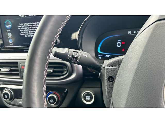 Hyundai i10 I10 1.2 [79] Premium 5dr Auto [Nav]
