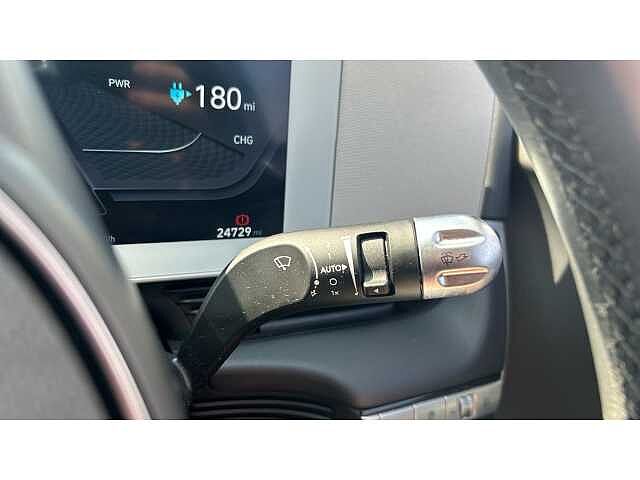 Hyundai IONIQ 5 IONIQ 5 125kW SE Connect 58 kWh 5dr Auto White