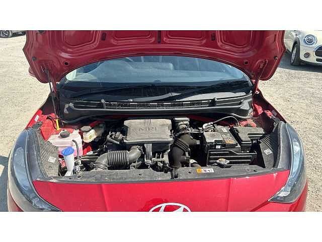 Hyundai I10 I10 1.0 Advance 5dr RED