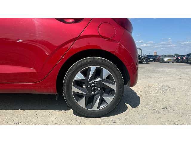 Hyundai I10 I10 1.0 Advance 5dr RED