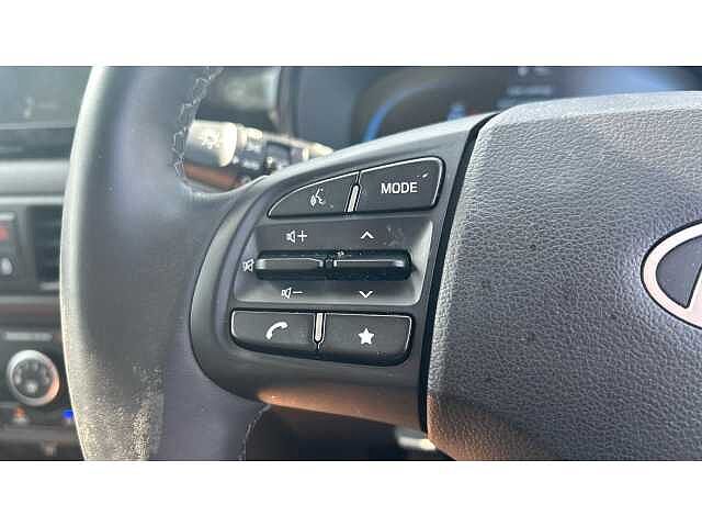 Hyundai I10 I10 1.0 Advance 5dr RED