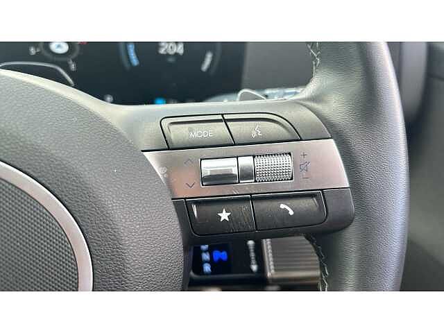 Hyundai KONA KONA 160kW Advance 65kWh 5dr Auto White
