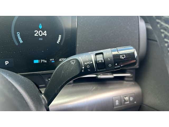Hyundai KONA KONA 160kW Advance 65kWh 5dr Auto White