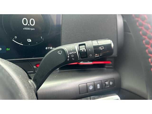 Hyundai KONA KONA 1.6 Hybrid 138 N Line S 5dr DCT White