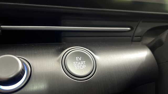 Hyundai KONA 160kW Ultimate 65kWh 5dr Auto Atlas White