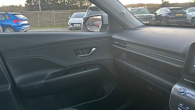 Hyundai Kona Kona 5Dr SUV 1.6T 129ps HBD Ultm 6DCT