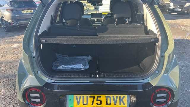 Hyundai INSTER Inster 5Dr HAT 85kW 2 49kWh Jungle Khaki