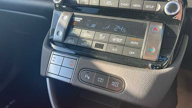 Hyundai INSTER Inster 5Dr HAT 85kW 2 49kWh Jungle Khaki