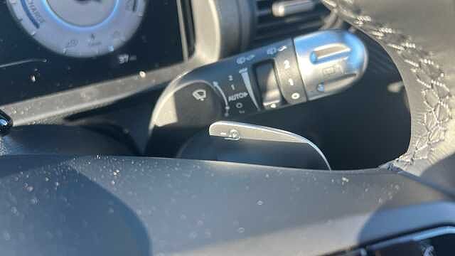 Hyundai INSTER Inster 5Dr HAT 85kW 2 49kWh Jungle Khaki