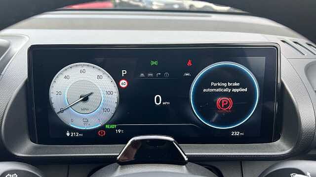 Hyundai INSTER INSTER 85kW 02 49kWh 5dr Auto Buttercream Yel