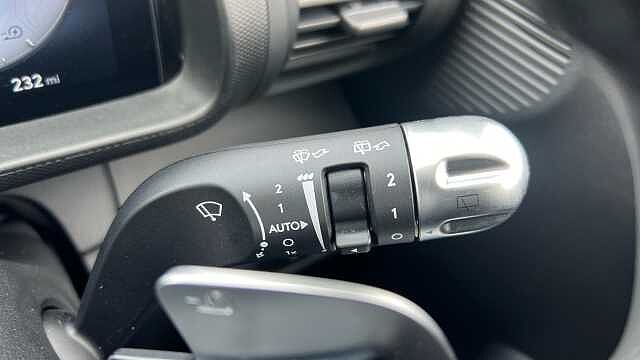 Hyundai INSTER INSTER 85kW 02 49kWh 5dr Auto Buttercream Yel