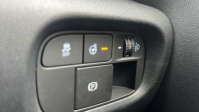 Hyundai INSTER INSTER 85kW 02 49kWh 5dr Auto Buttercream Yel