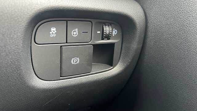 Hyundai INSTER INSTER 85kW 02 49kWh 5dr Auto Buttercream Yel
