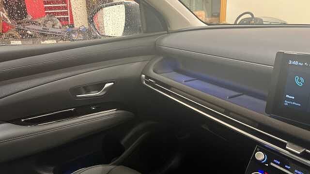 Hyundai TUCSON Tucson 1.6T Hybrid 215ps Ultimate AU Atlas White