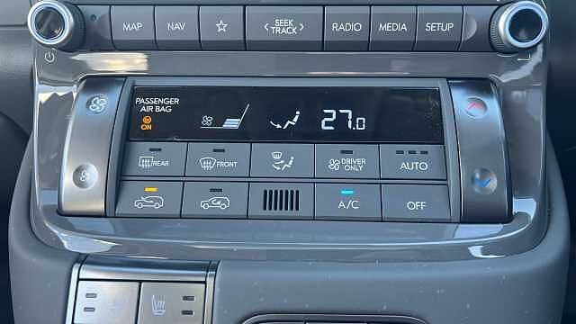 Hyundai INSTER Inster 5Dr HAT 85kW Cross 49kWh Natural Ivory