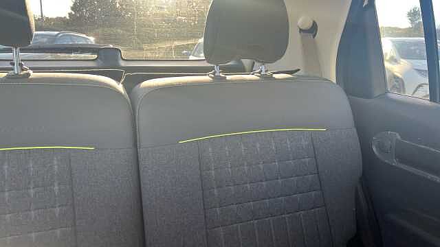 Hyundai INSTER Inster 5Dr HAT 85kW Cross 49kWh Natural Ivory