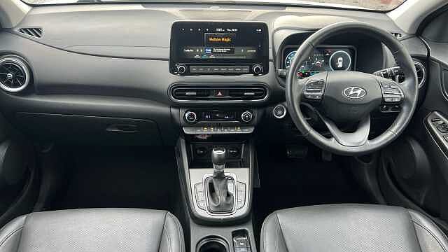 Hyundai KONA KONA 1.6 GDi Hybrid Ultimate 5dr DCT WHITE