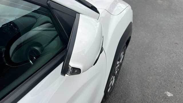 Hyundai KONA KONA 1.6 GDi Hybrid Ultimate 5dr DCT WHITE