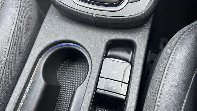 Hyundai KONA KONA 1.6 GDi Hybrid Ultimate 5dr DCT WHITE