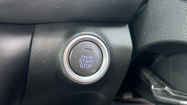 Hyundai KONA KONA 1.6 GDi Hybrid Ultimate 5dr DCT WHITE