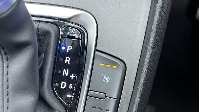 Hyundai KONA KONA 1.6 GDi Hybrid Ultimate 5dr DCT WHITE