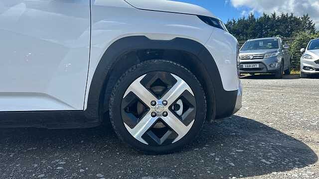 Hyundai INSTER Inster 5Dr HAT 85kW 2 49kWh Atlas White