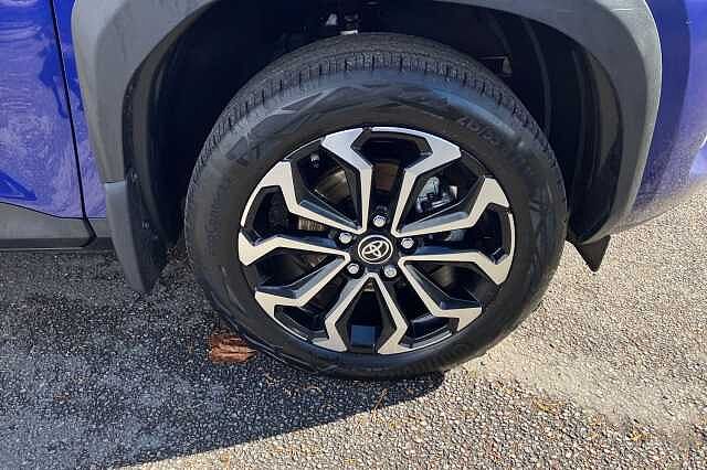 Toyota Yaris Cross DESIGN FHEV