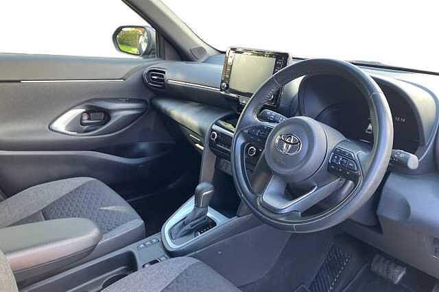 Toyota Yaris Cross DESIGN FHEV