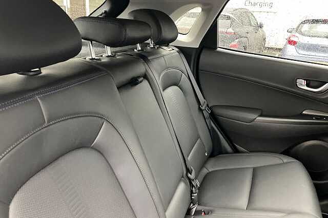 Hyundai KONA ULTIMATE Blue