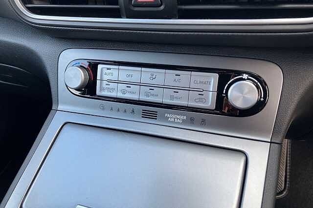 Hyundai KONA SE Blue