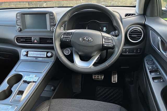 Hyundai KONA SE Blue