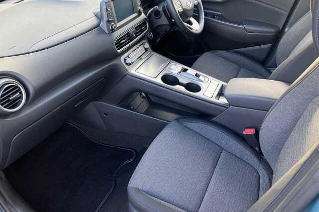 Hyundai KONA SE Blue