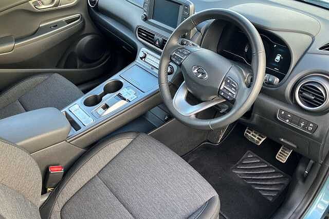 Hyundai KONA SE Blue