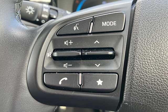 Hyundai I10 ADVANCE Green