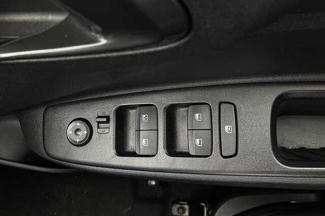 Hyundai I10 ADVANCE Green