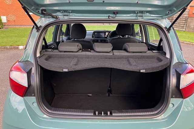 Hyundai I10 ADVANCE Green