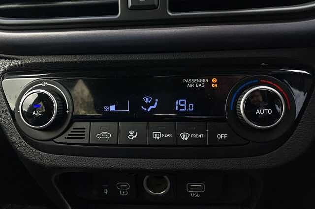 Hyundai i10 PREMIUM