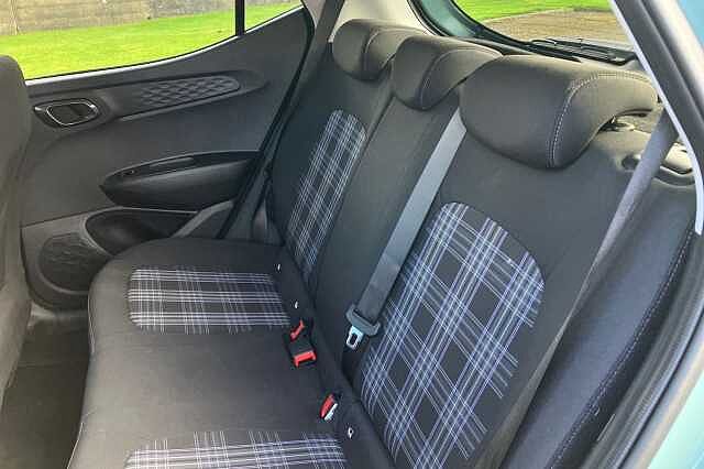 Hyundai i10 PREMIUM