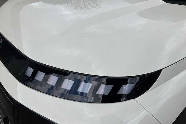 Hyundai INSTER 02 Beige