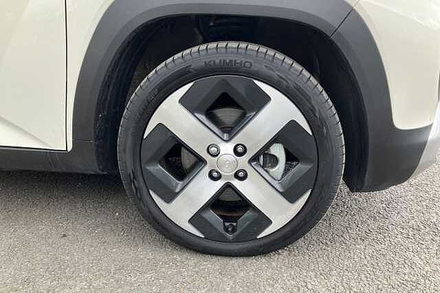 Hyundai INSTER 02 Beige