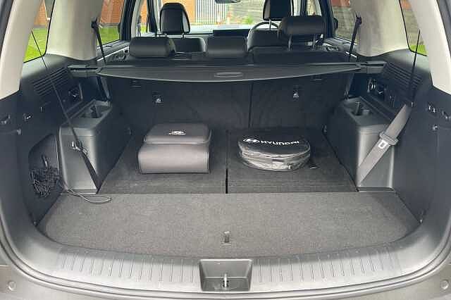 Hyundai SANTA FE PREMIUM Black