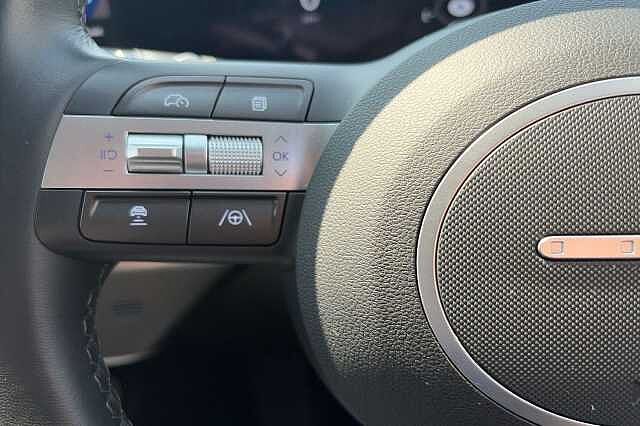 Hyundai KONA ADVANCE Silver