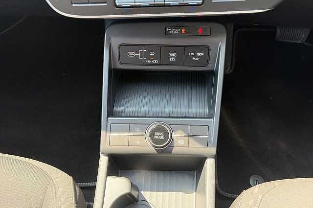 Hyundai KONA ADVANCE Silver