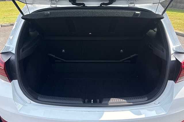 Hyundai I30 T-GDI N White