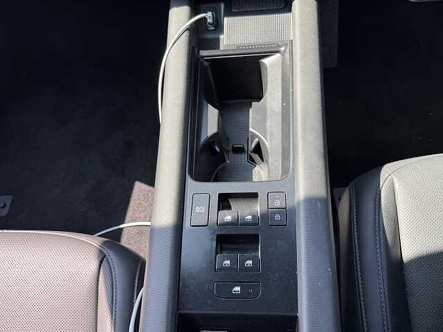 Hyundai IONIQ 6 E (228ps) Ulitmate 77kWh (Single Motor) RWD